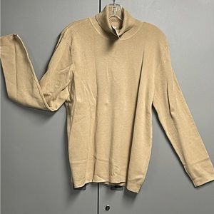 Chico’s Camel Colored Women’s Emerson Turtleneck Size 3 (XL/16) NWT